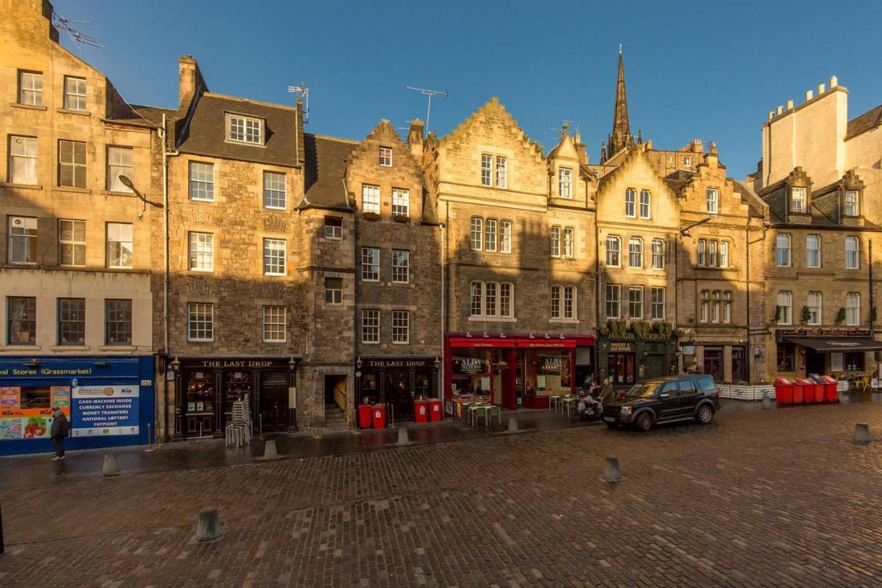 אדינבורו Altido Unique & Stylish Grassmarket Apt - Close To Castle מראה חיצוני תמונה